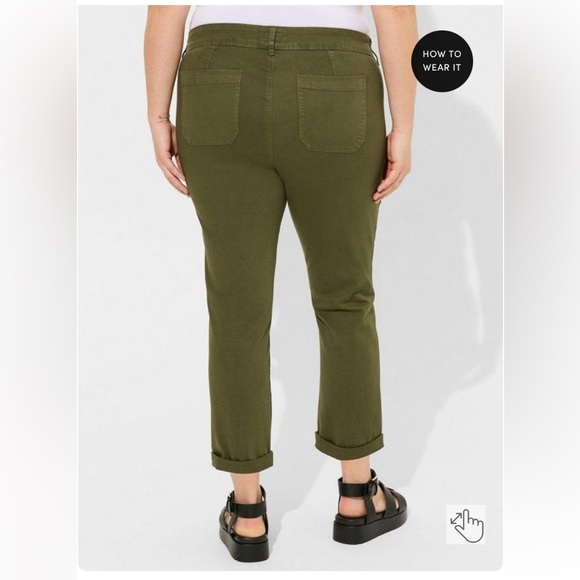 Torrid Perfect Relaxed Utility Crop Pant Size 24W NWT - Picture 2 of 4